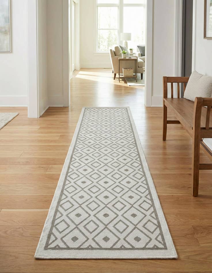 Detail image of 2' x 8' Easy-Clean Trellis Indoor / Outdoor Runner Rug