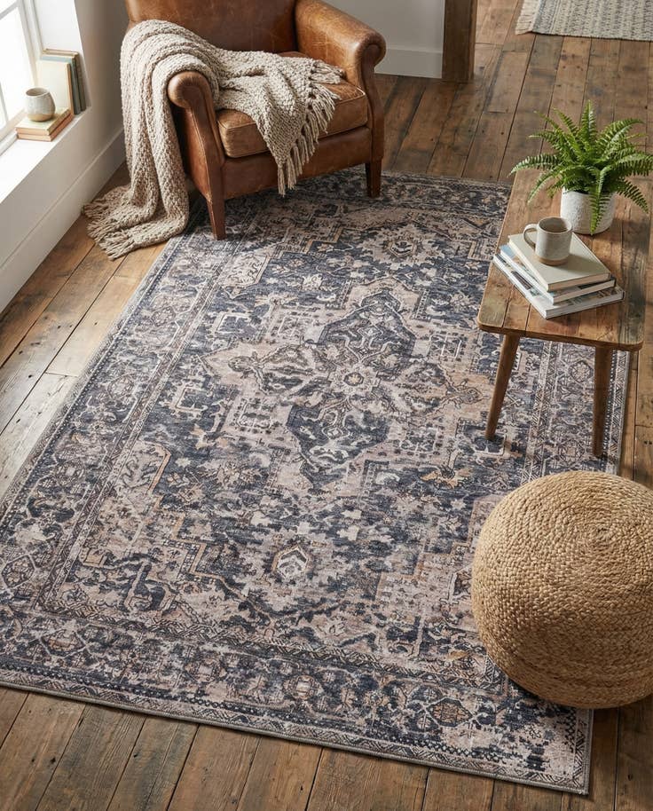 Detail image of 4' x 6' Yara Rug