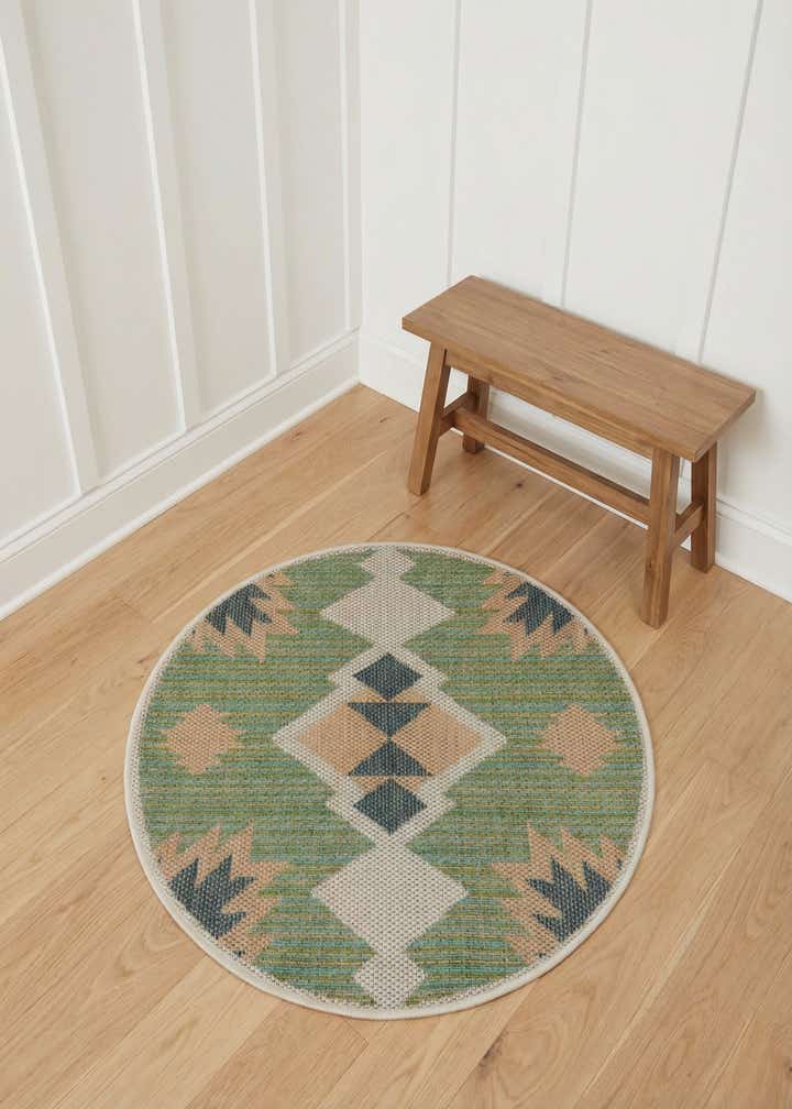 3' 3 x 3' 3 Easy-Clean Baja Indoor / Outdoor Round Rug