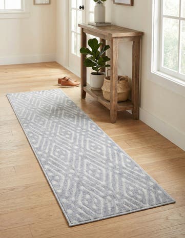 Gray Easy-Clean Sabrina Soto Ella Indoor / Outdoor Runner Rug