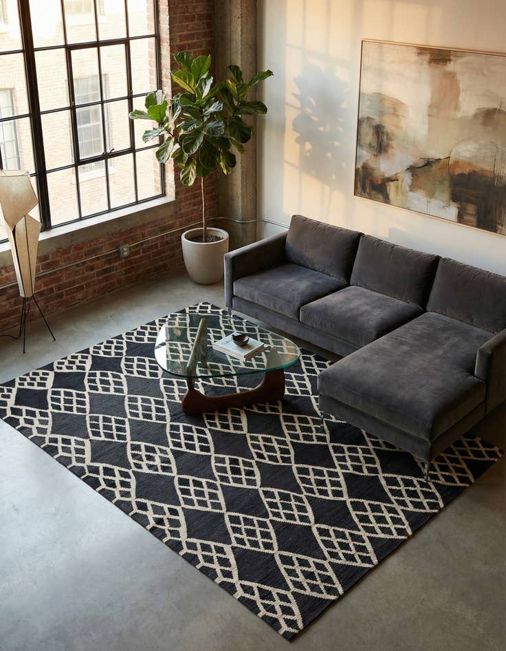 Detail image of 6' 3 x 8' 4 Hand Woven Kilim Modern Wool Rug