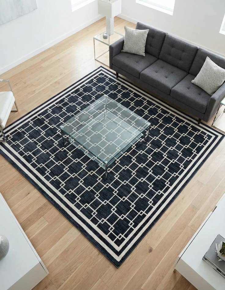 Detail image of 7' 10 x 7' 10 Metropolitan Uptown Square Rug