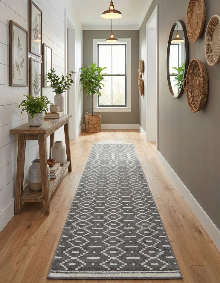 Detail image of 2' 7 x 12' Oslo Runner Rug