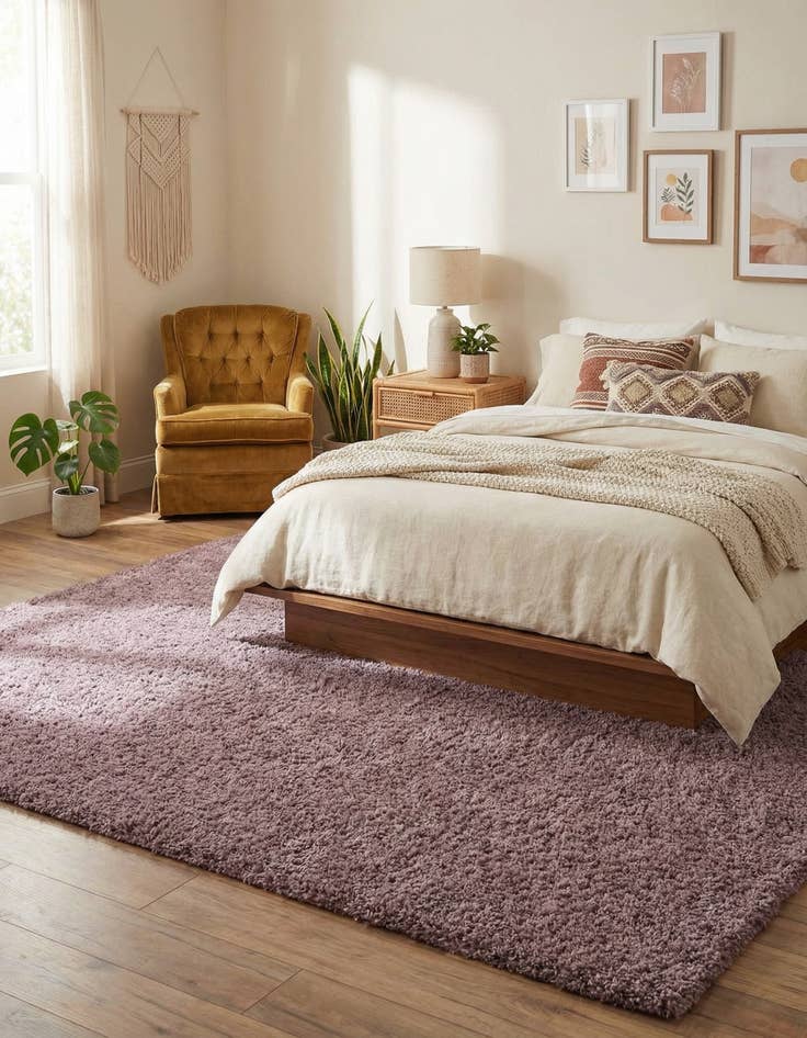 Detail image of 8' x 10' Solid Shag Rug