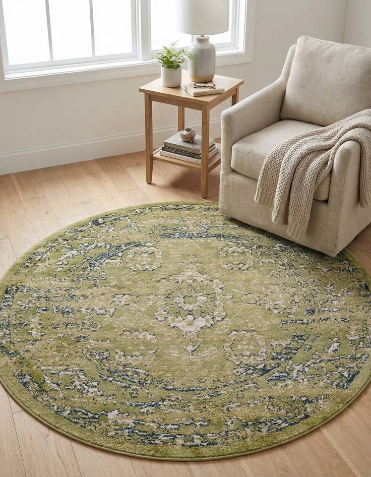 Detail image of 5' x 5' Charleston Round Rug
