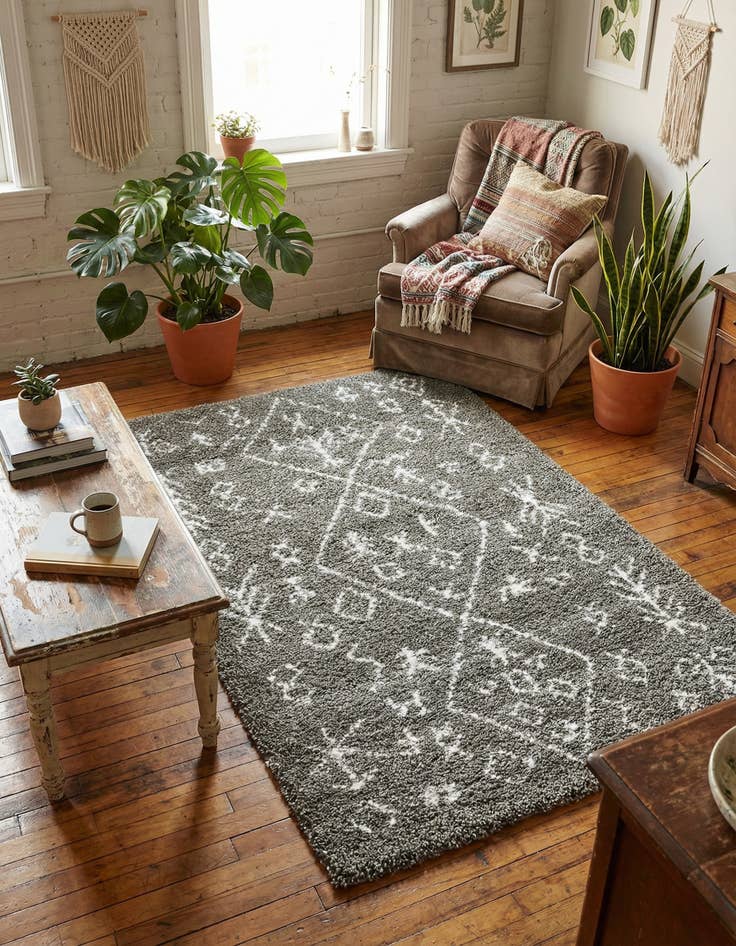 Detail image of 4' x 6' Marrakesh Shag Rug