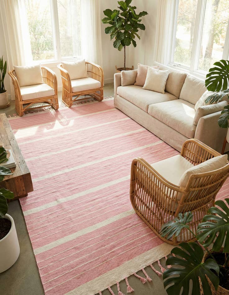 Detail image of 9' x 12'  Hand Woven Chindi Cotton Rug