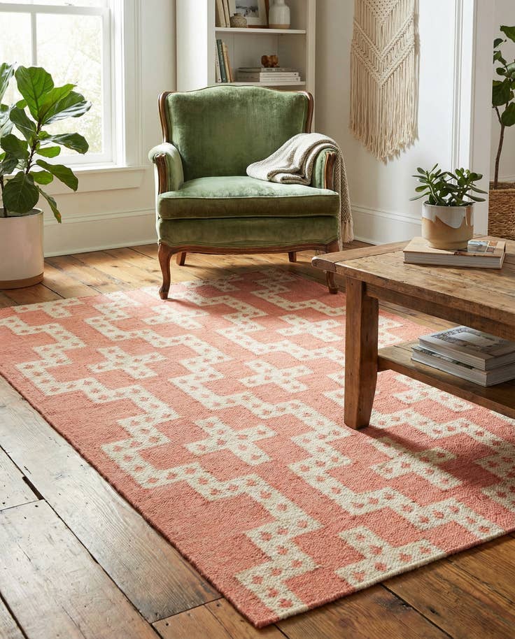 Detail image of 4' 1 x 6' 1 Hand Woven Kilim Wool Rug