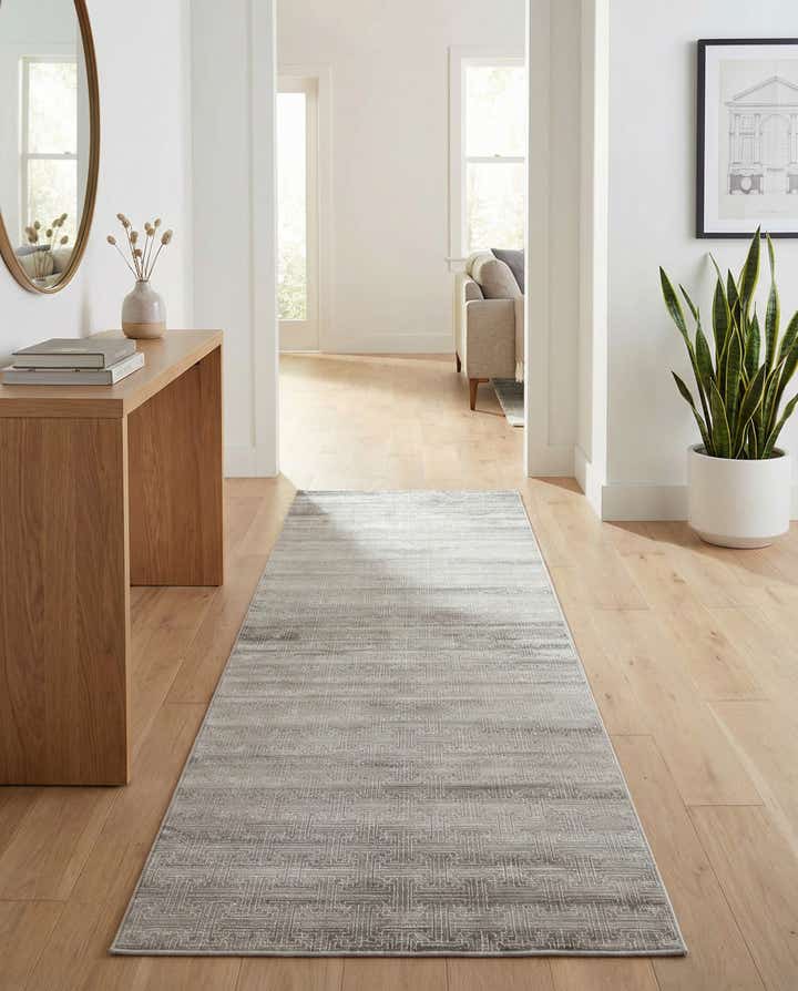2' 2 x 6' Uptown Park Avenue Runner Rug