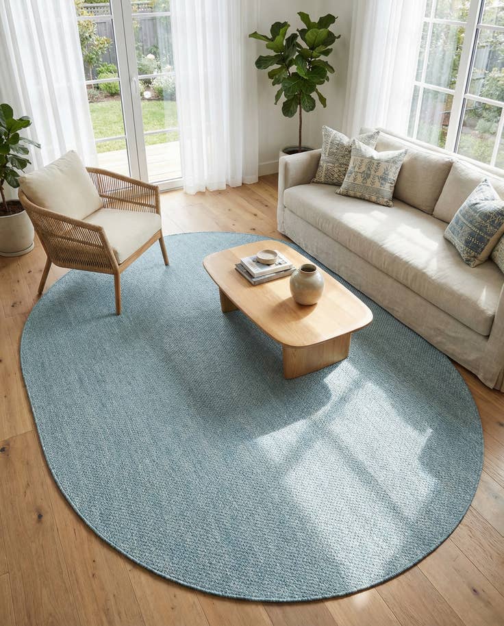 Detail image of 7' 10 x 10' Easy-Clean Solid Indoor / Outdoor Oval Rug