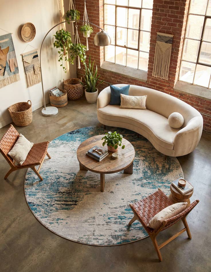 Detail image of 7' x 7'  Washable Vivid Round Rug