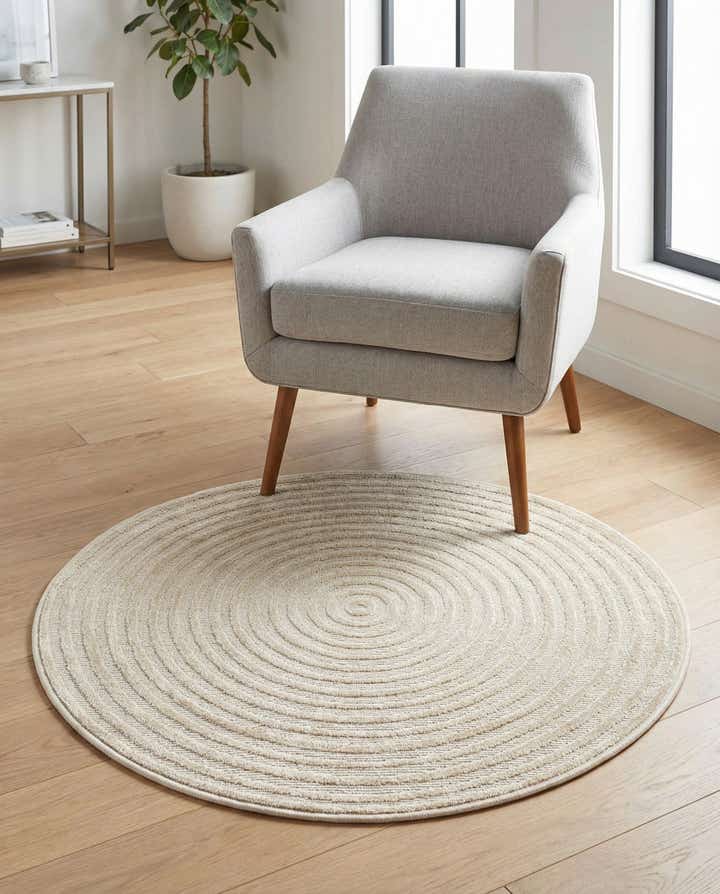 3' x 3' Easy-Clean Sabrina Soto Indoor / Outdoor Round Rug