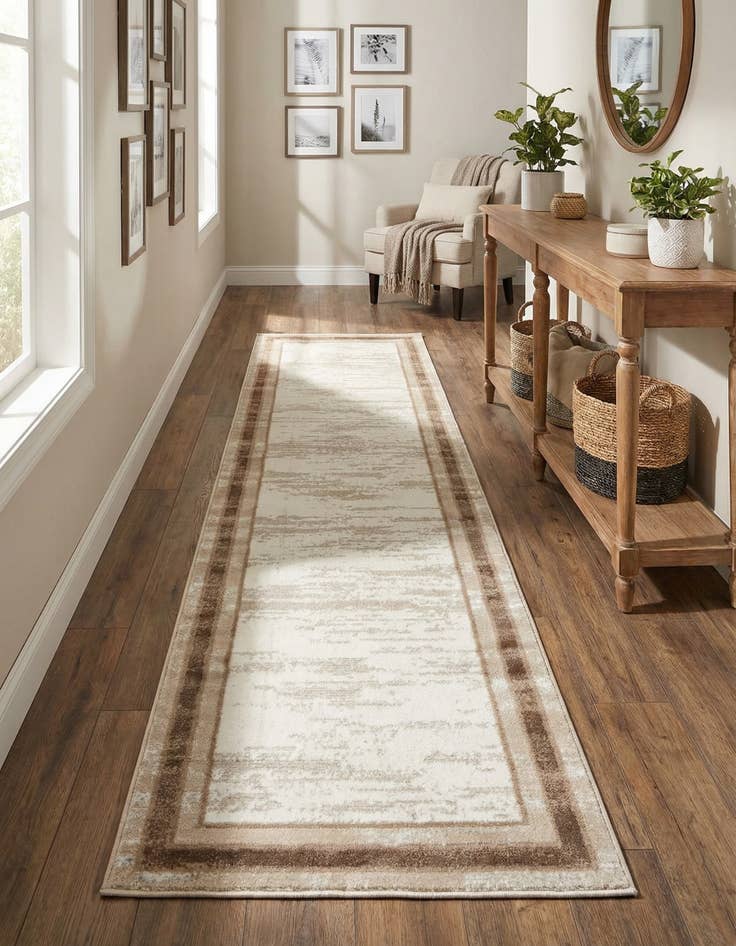 Detail image of 2' 7 x 10' Laguna Runner Rug