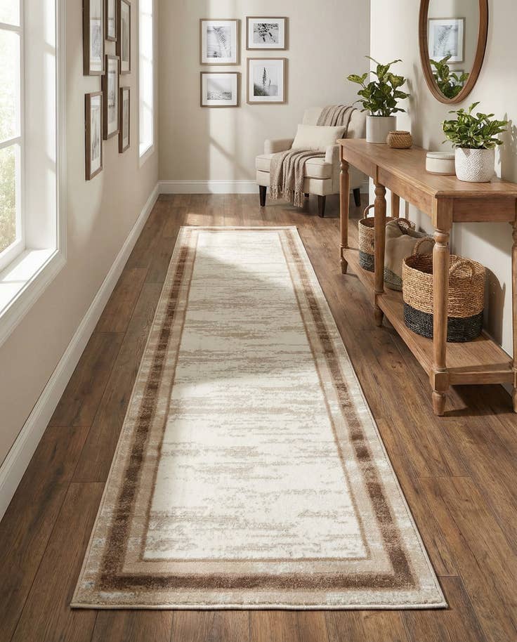 Detail image of 2' 7 x 10' Laguna Runner Rug