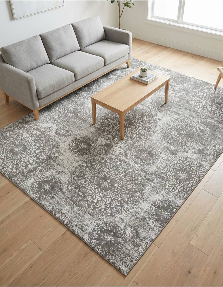 Detail image of 7' 10 x 10' Monte Carlo Rug