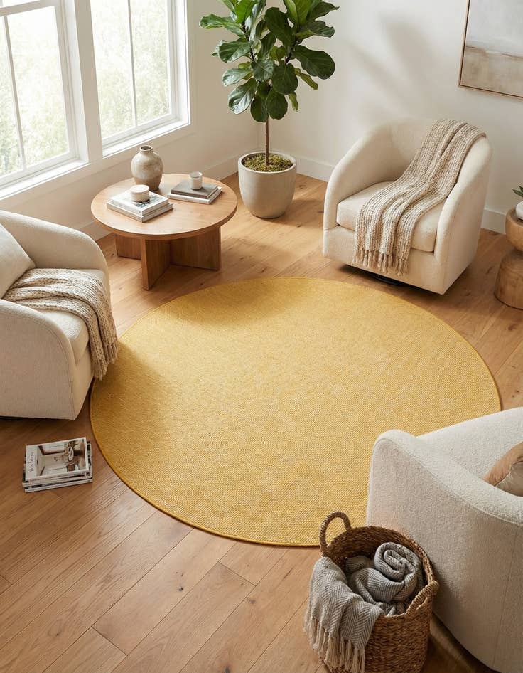 Detail image of 7' 10 x 7' 10 Easy-Clean Solid Indoor / Outdoor Round Rug