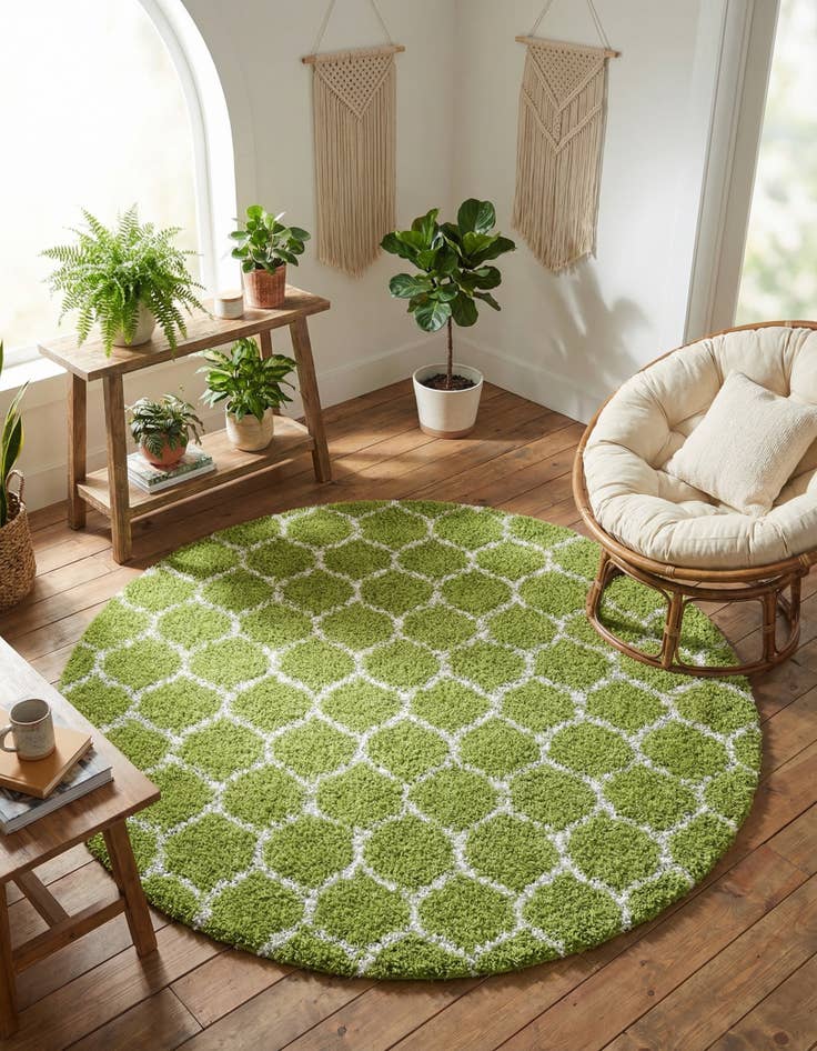 Detail image of  7' 10 x 7' 10 Lattice Shag Round Rug