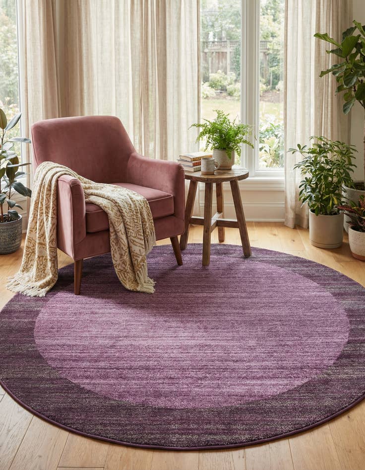 Detail image of 7' 10 x 7' 10 Angelica Round Rug