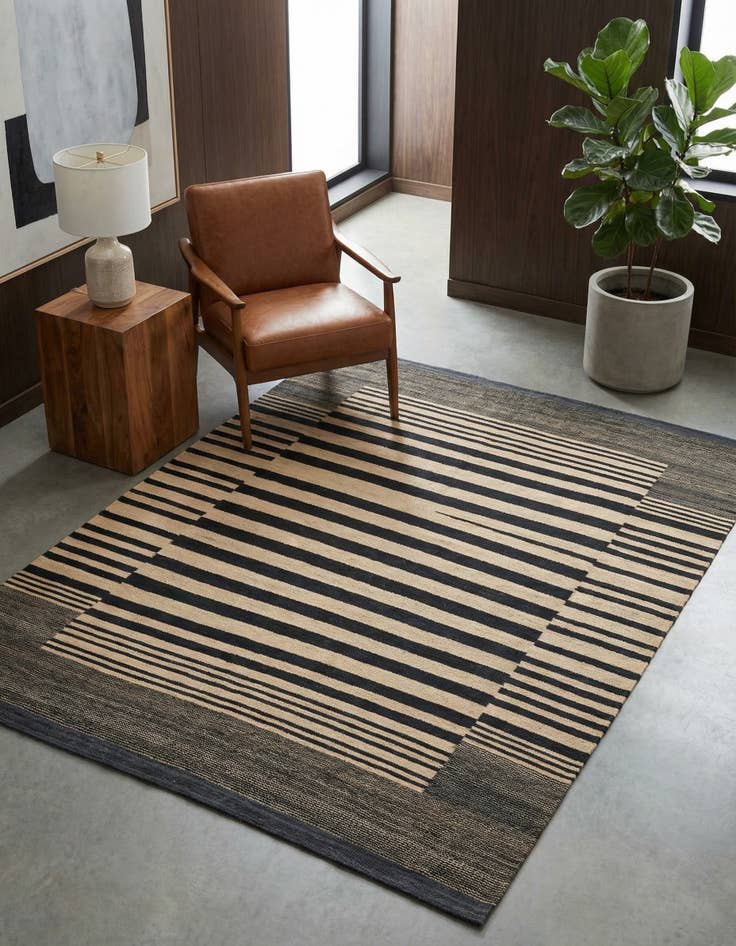 Detail image of 4' 8 x 6' 4 Hand Woven Kilim Modern Wool Rug