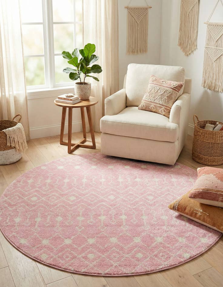 Detail image of 6' x 6' Moroccan Trellis Round Rug