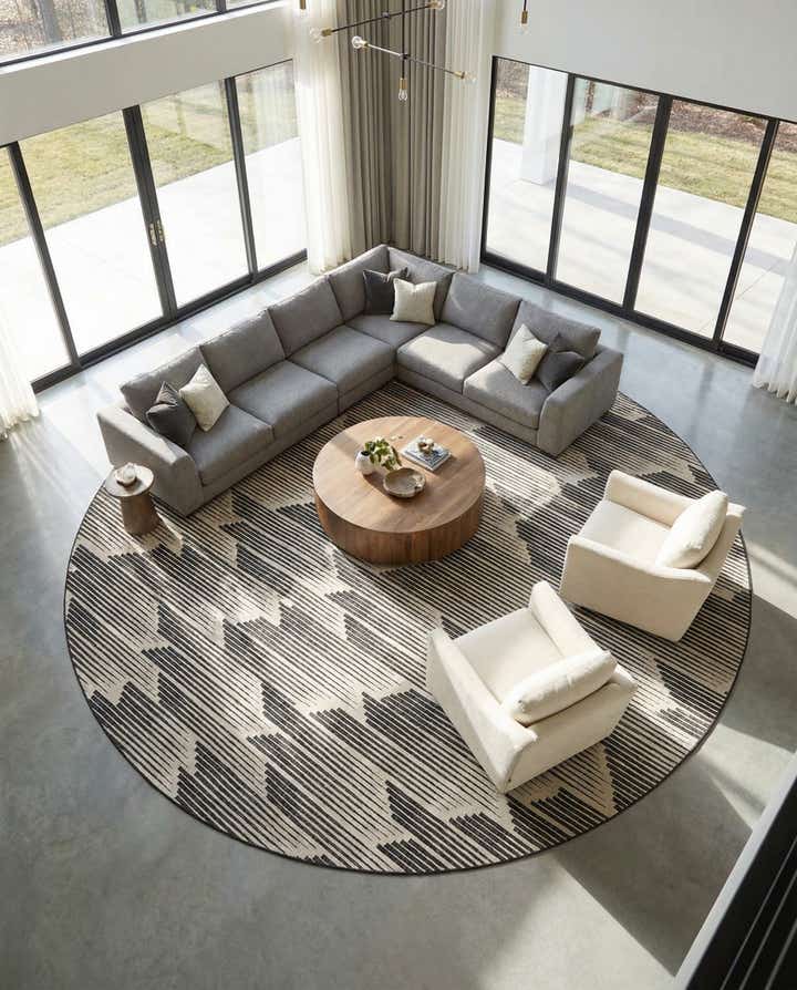 13' x 13' Easy-Clean Modern Indoor / Outdoor Round Rug