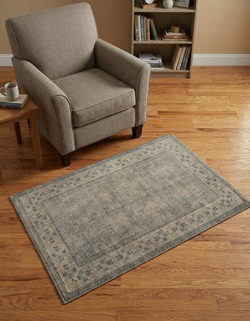 Gray Viola Rug