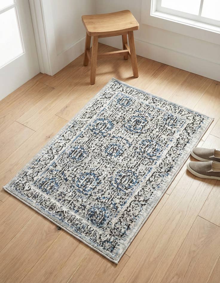 Detail image of  2' x 3' Nyla Rug