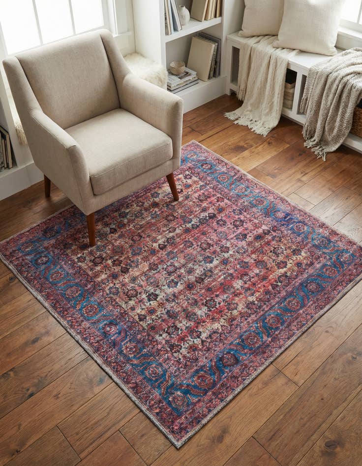 Detail image of 3' 3 x 3' 3 Washable Maahru Square Rug