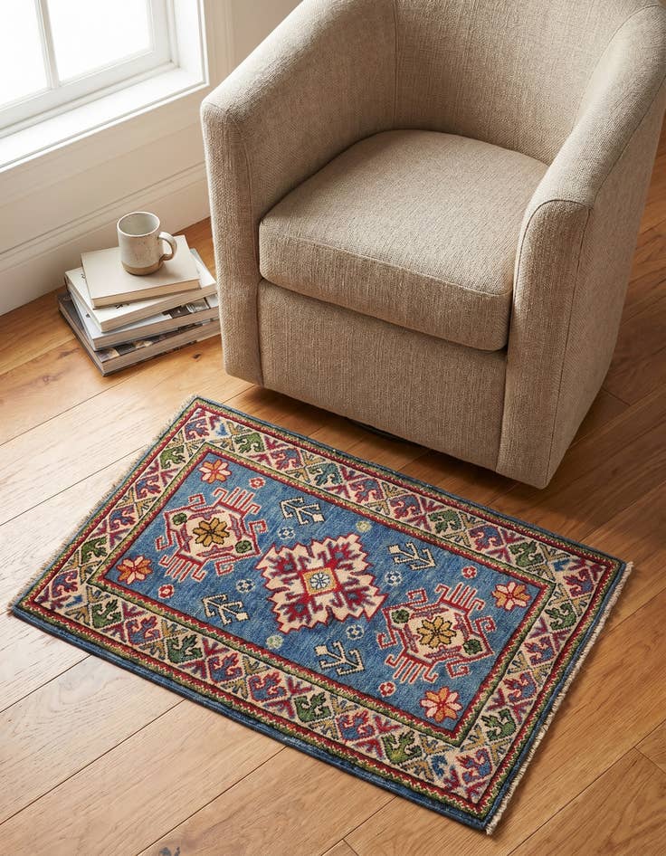 Detail image of 2' x 3' 2 Hand Knotted Kazak Rug