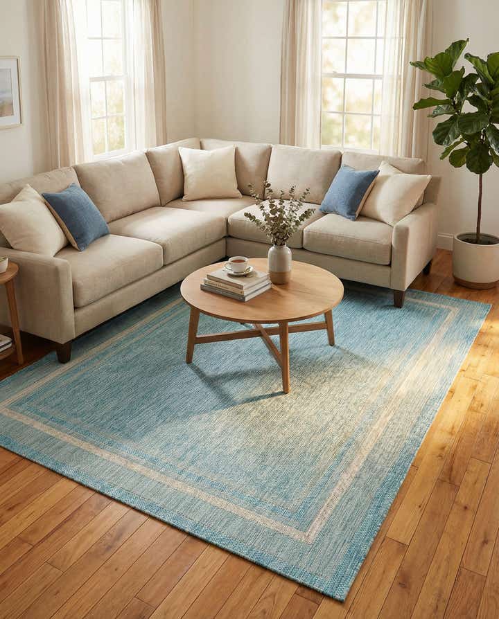 7' x 10' Easy-Clean Border Indoor / Outdoor Rug