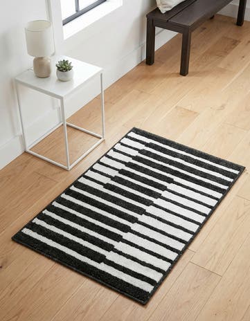 Black Oslo Rug