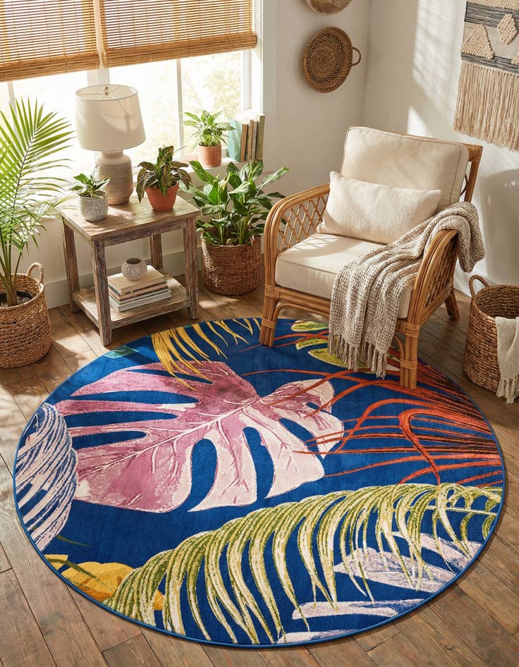 Detail image of 7' x 7' Blossom Round Rug