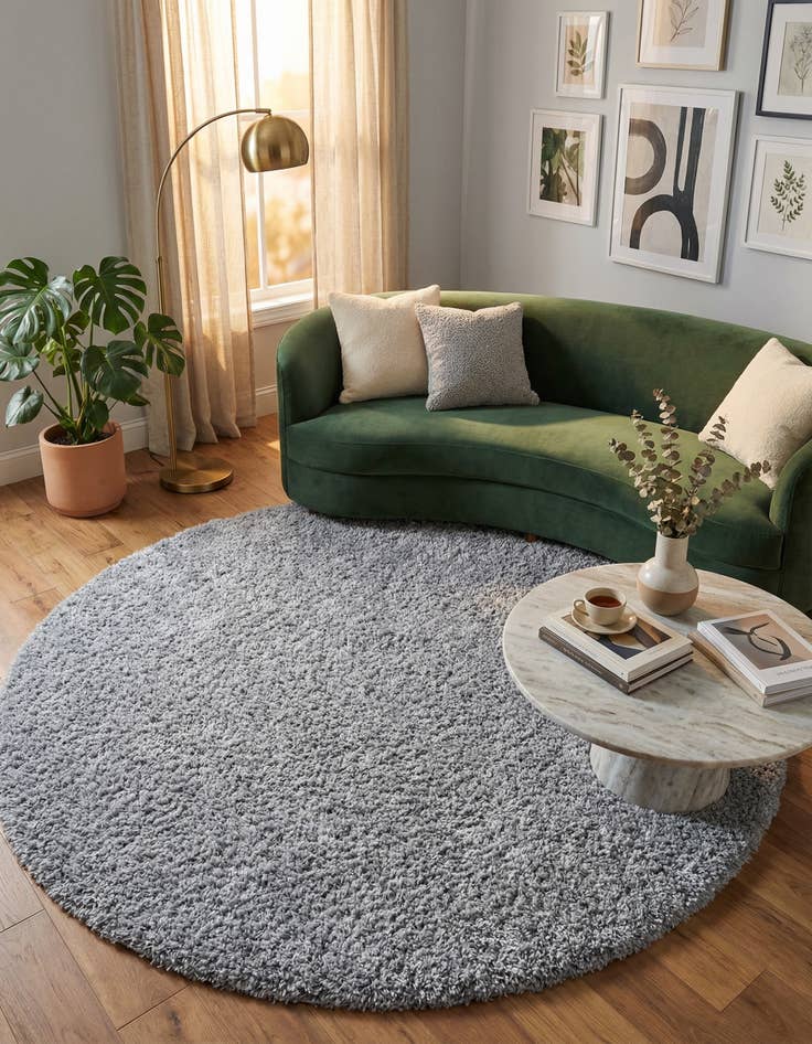 Detail image of 7' x 7' Zermatt Shag Round Rug