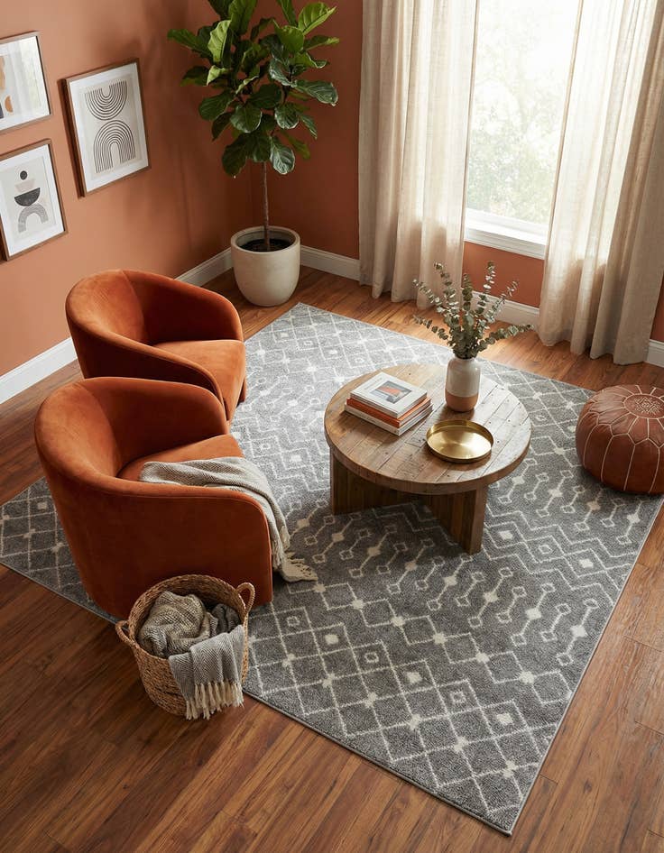 Detail image of 7' 10 x 10' Moroccan Trellis Rug