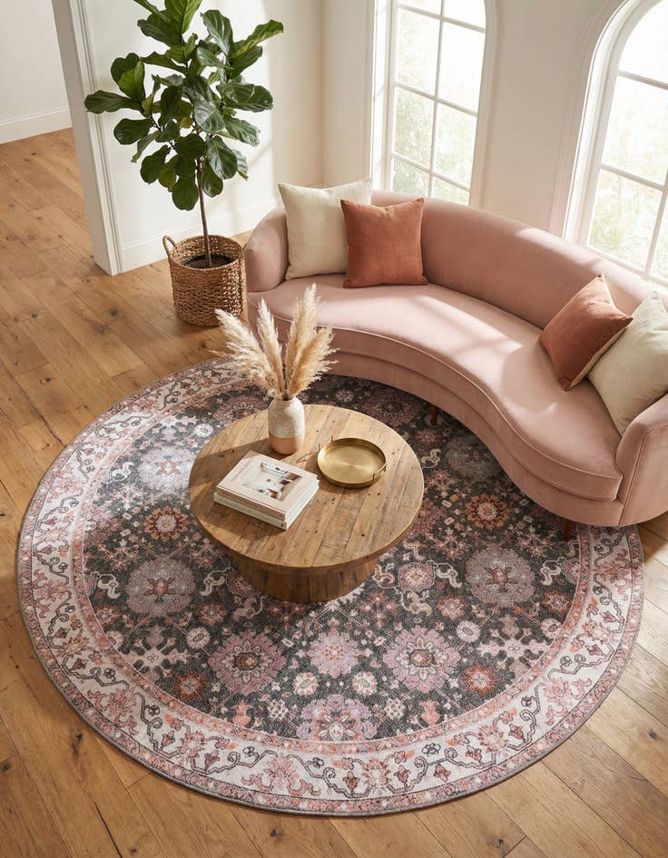 Detail image of 7' 10 x 7' 10 Timeless Round Rug