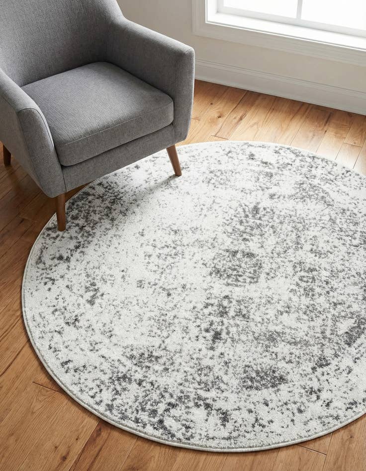 Detail image of 4' x 4' Monaco Round Rug