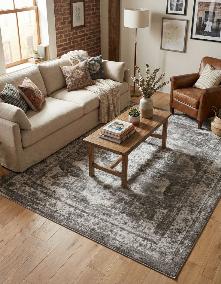 Detail image of 7' x 10' Monaco Rug