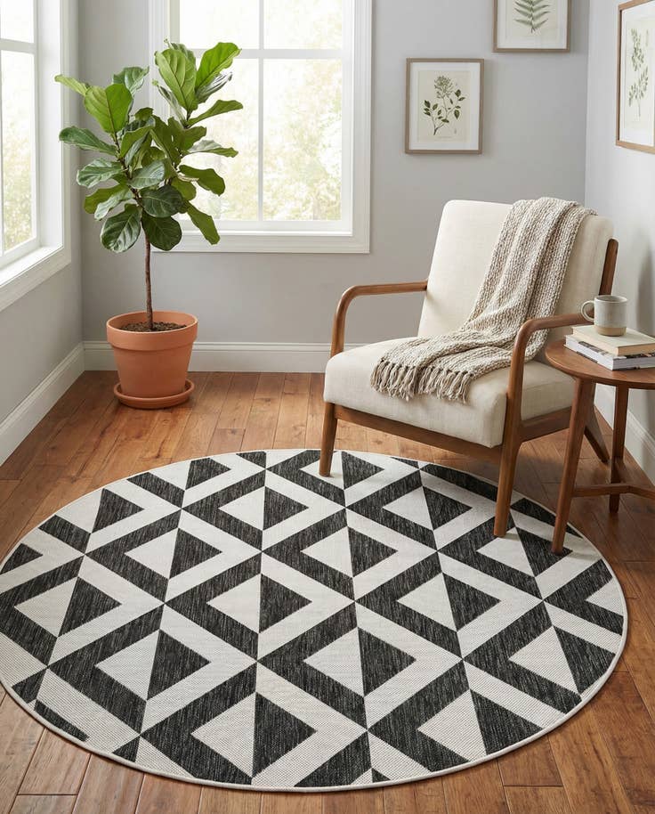 Detail image of 5' 3 x 5' 3 Easy-Clean Jill Zarin Napa Indoor / Outdoor Round Rug