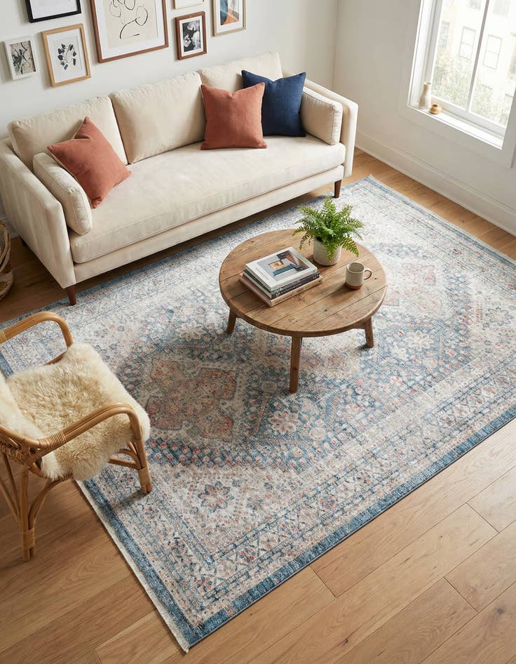 Detail image of 5' x 7' 10 Noble Rug