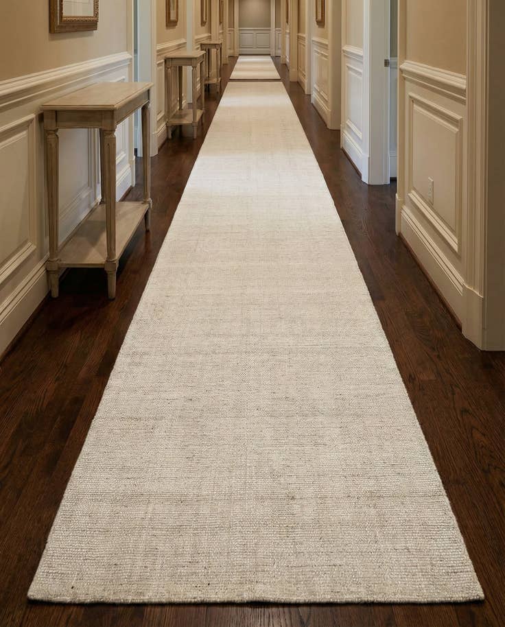 Detail image of 3' 3 x 16' 5 Hand Woven Jill Zarin English Manor Wool Runner Rug