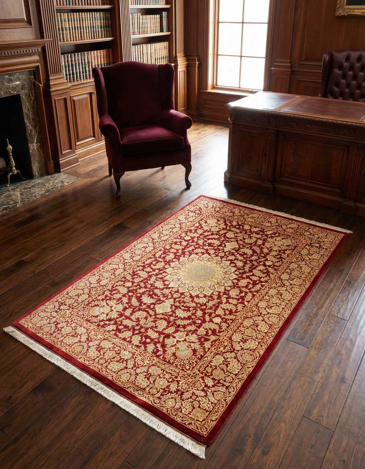 Detail image of 3' 3 x 4' 10 Ghom Silk Rug