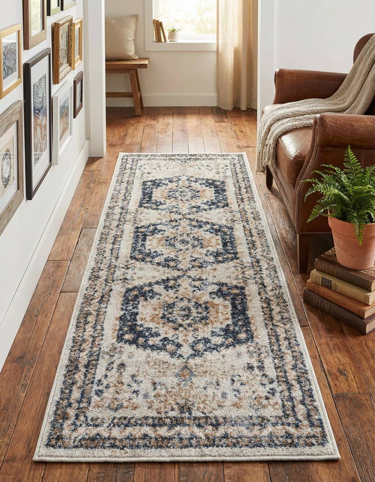 Detail image of 2' x 5' 3 Oxford Runner Rug