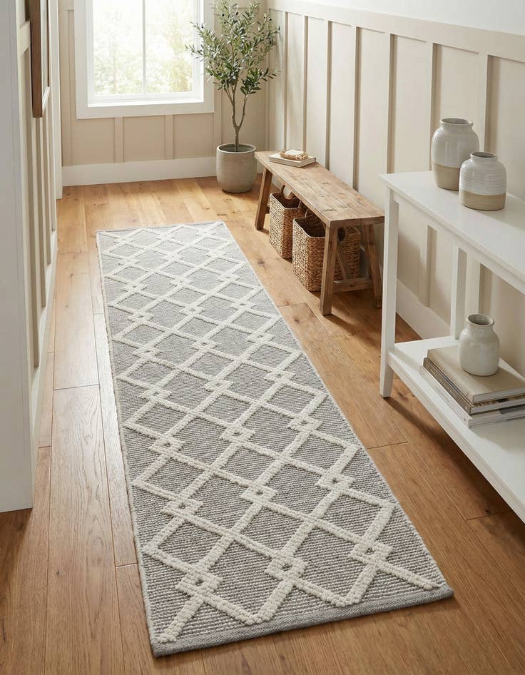 Detail image of 2' x 6' 1  Hand Knotted Jill Zarin Dorset Runner Rug