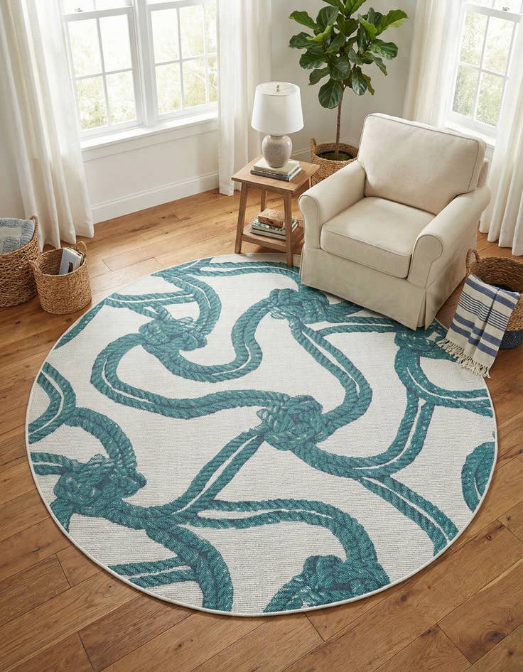 Detail image of 7' x 7' Washable Coastal Indoor / Outdoor Round Rug