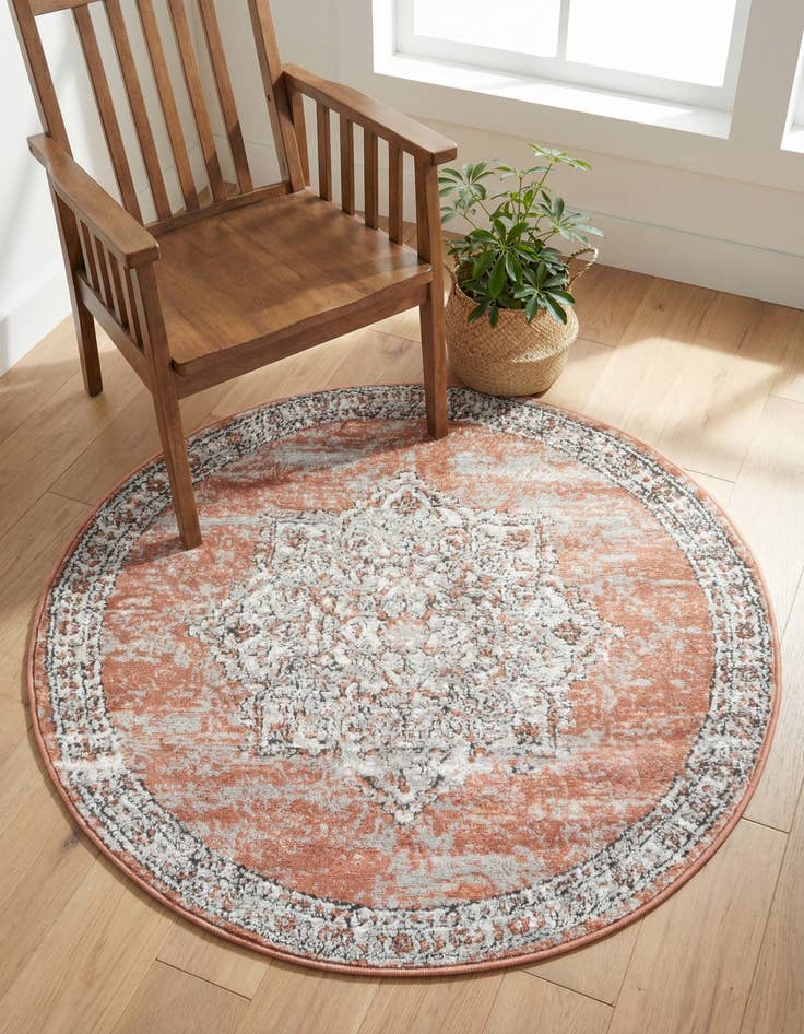 Detail image of 3' 3 x 3' 3 Nyla Round Rug