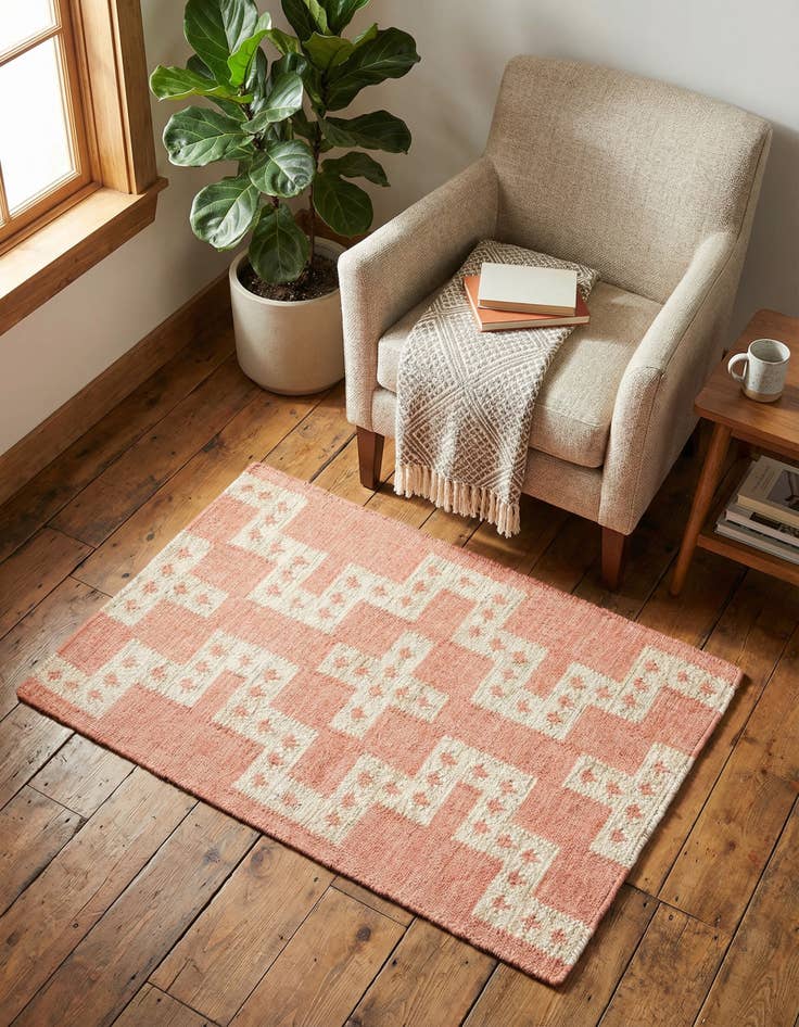 Detail image of 2' x 3' 1 Hand Woven Kilim Wool Rug