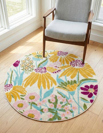 White Bloom Round Rug