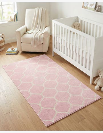 Light Pink Lattice Frieze Rug