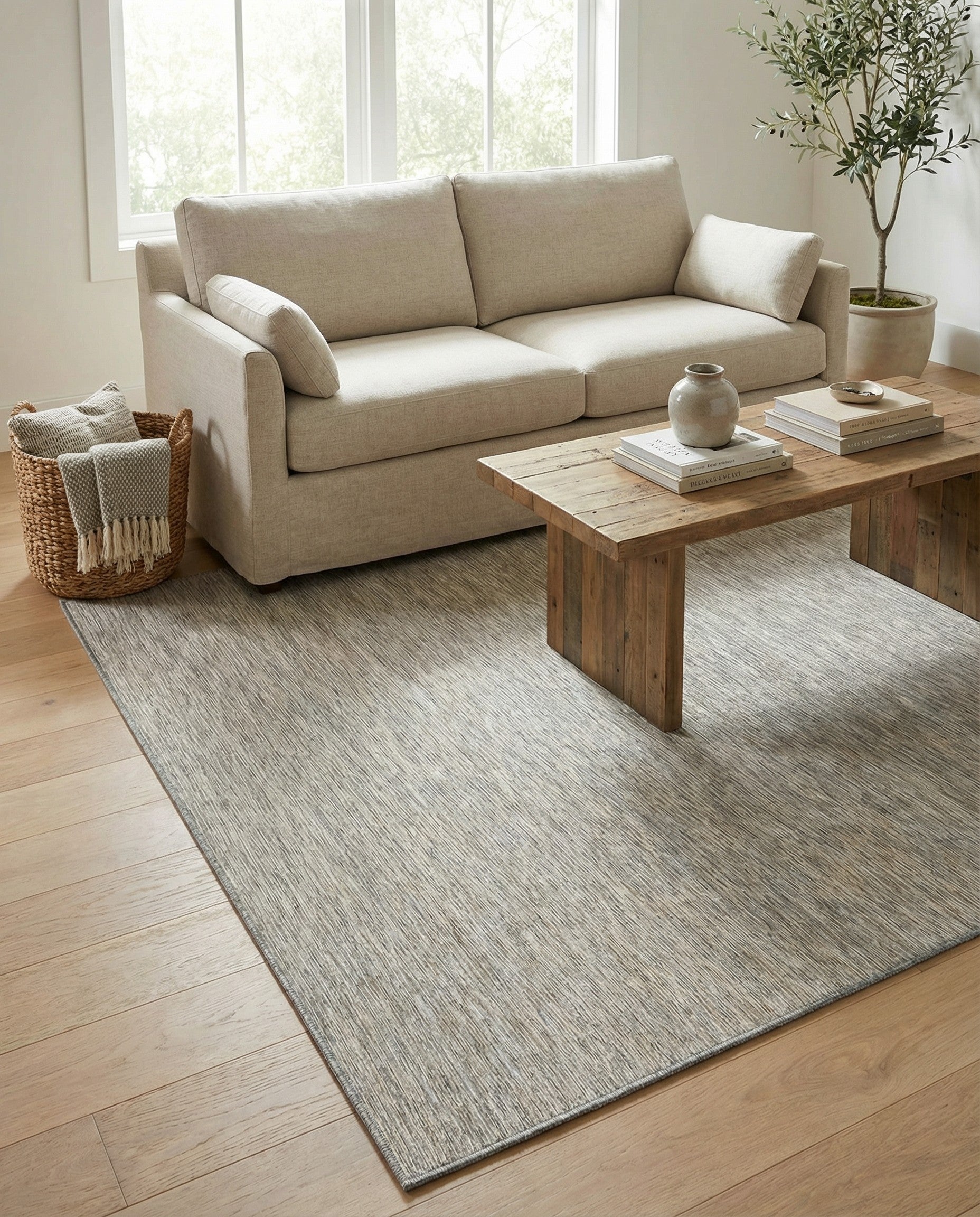 6' 3 x 9' Easy-Clean Solid Indoor / Outdoor Rug