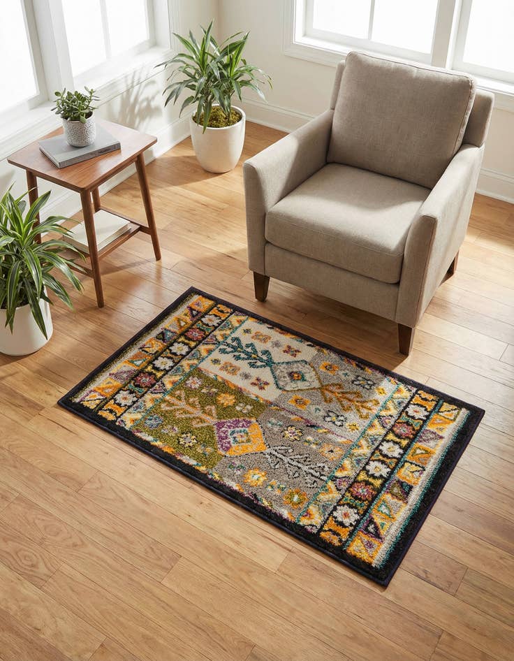 Detail image of 2' x 3' Madeline Rug